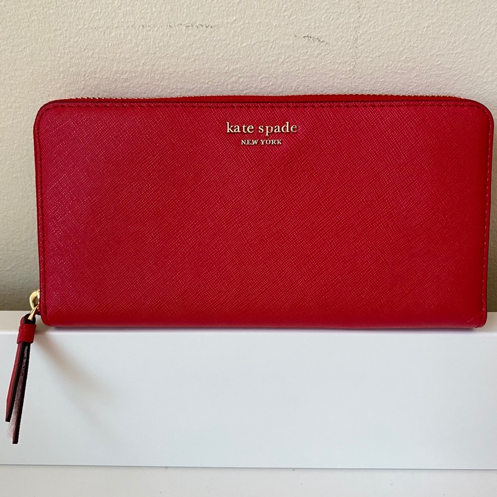 Kate Spade Zipper Wallet in Red